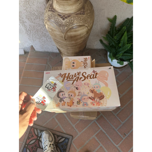 Have a seat blind box labubu v2 authentic pop mart 1/6 chance of secret - Picture 3 of 5